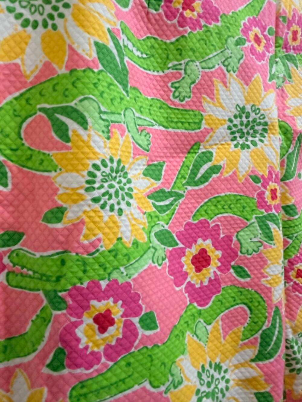 Lilly Pulitzer Alligator Floral Capri Pants Size 4 - Picture 2 of 9